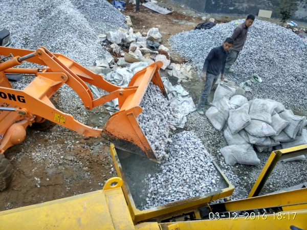 搅拌输送一体机湖南娄底工地现场大容积上料料斗